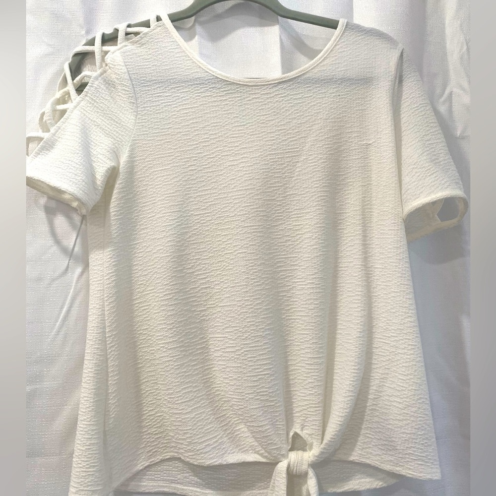 A beautiful blouse for your children